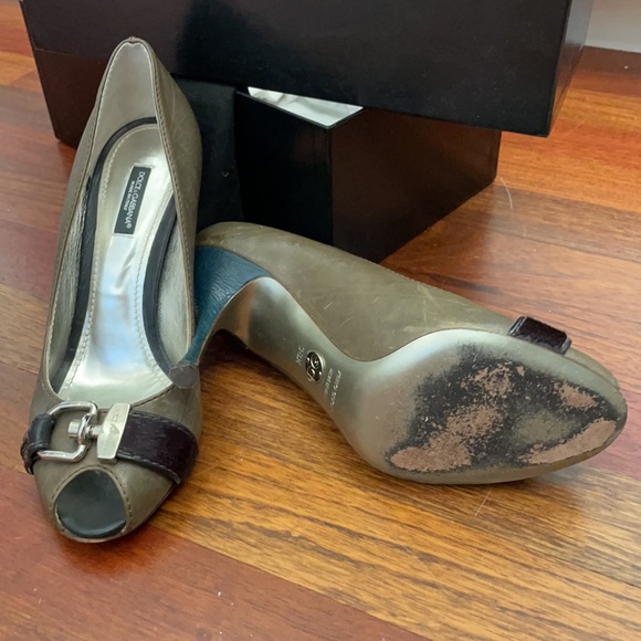 Beautiful open toe heels - Picture 2 of 8